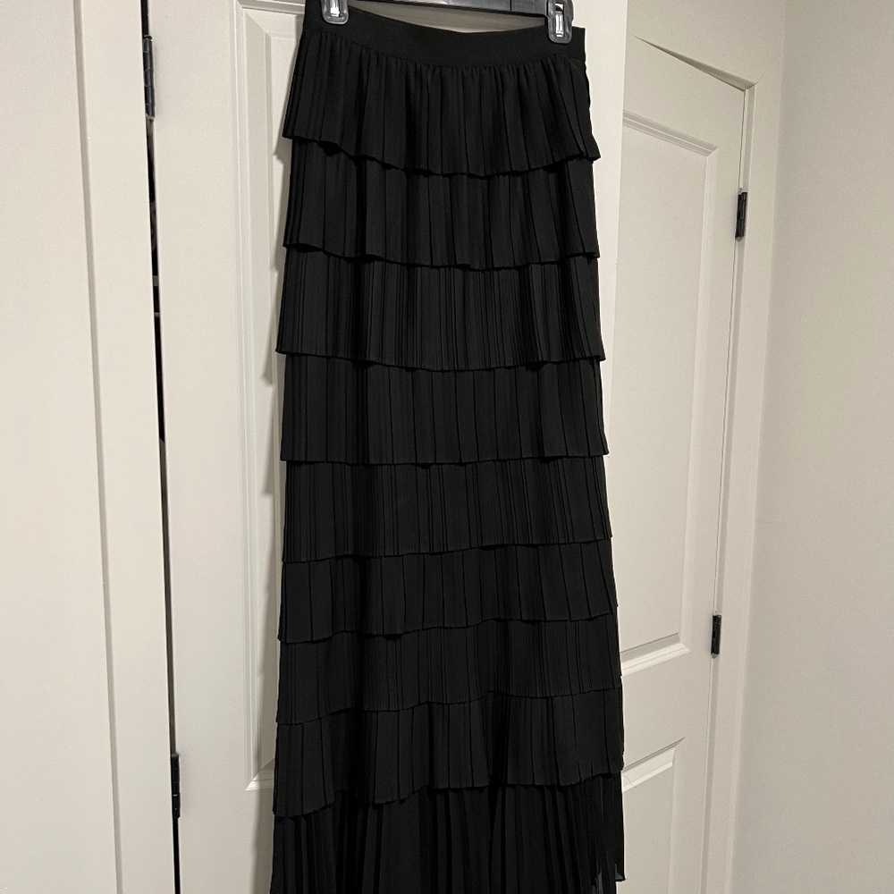 BCBGMaxAzria Long black ruffle layered skirt, Size XS